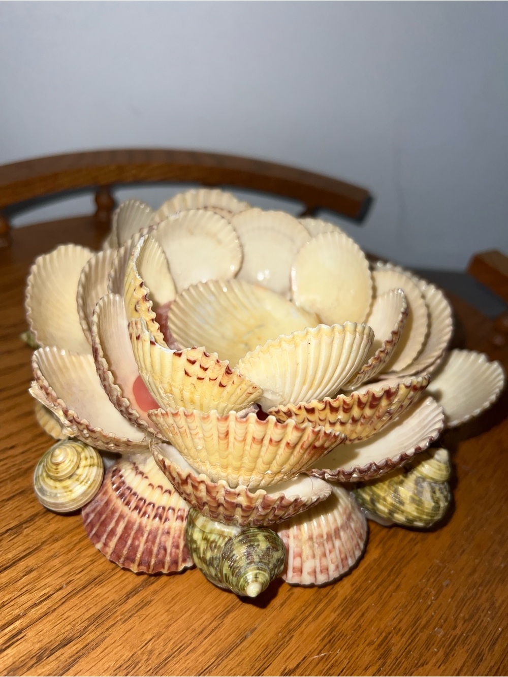 Handcrafted Seashell Lotus Bowl - Cream & Pink Tones